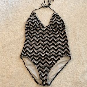 Chevron One Piece Swim Suit Swim Wear Size Large
